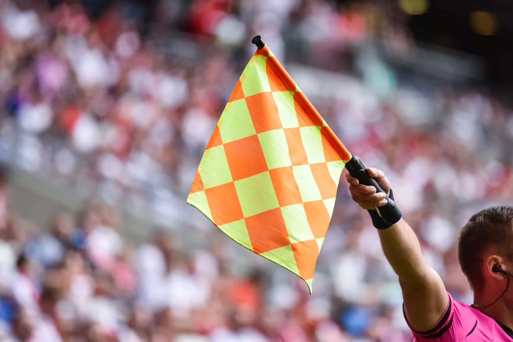 Linesman Flag Up